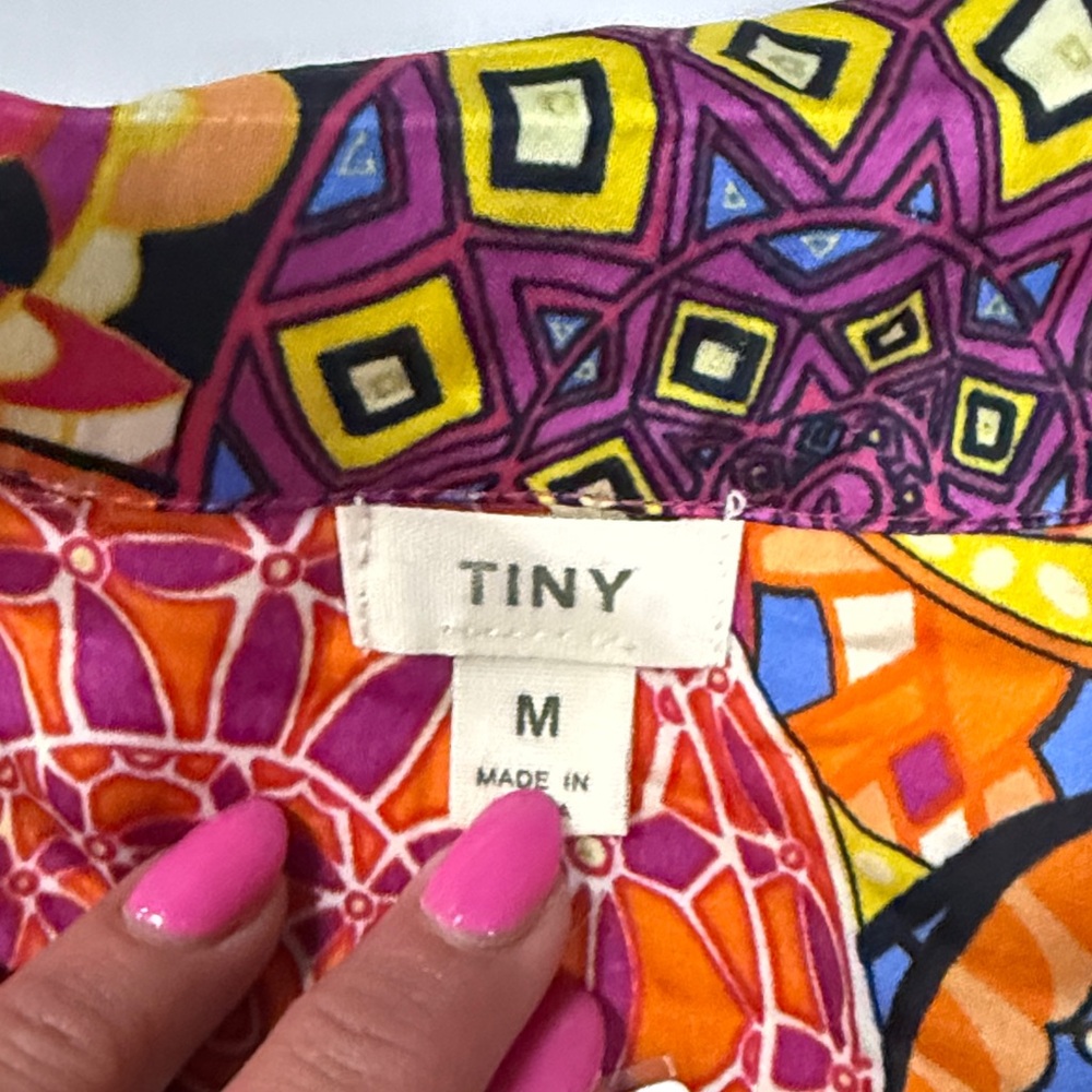 Colorful Patterned Women's Top - Picture 2 of 6